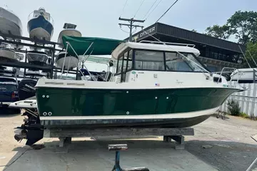 2004 Trophy 2359 Hardtop