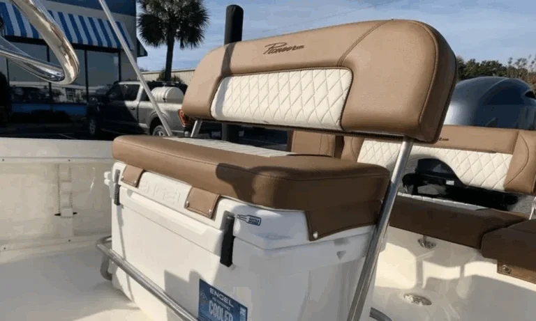 Flip Flop Helm Seat