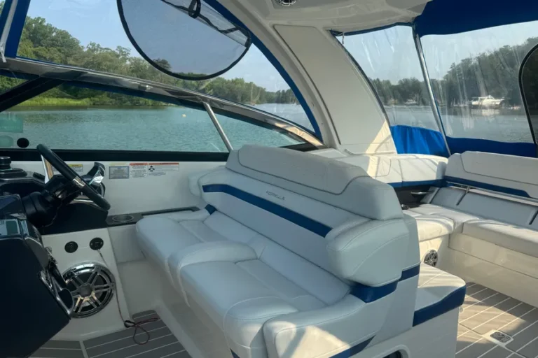 2020 Formula 350 Crossover Bowrider