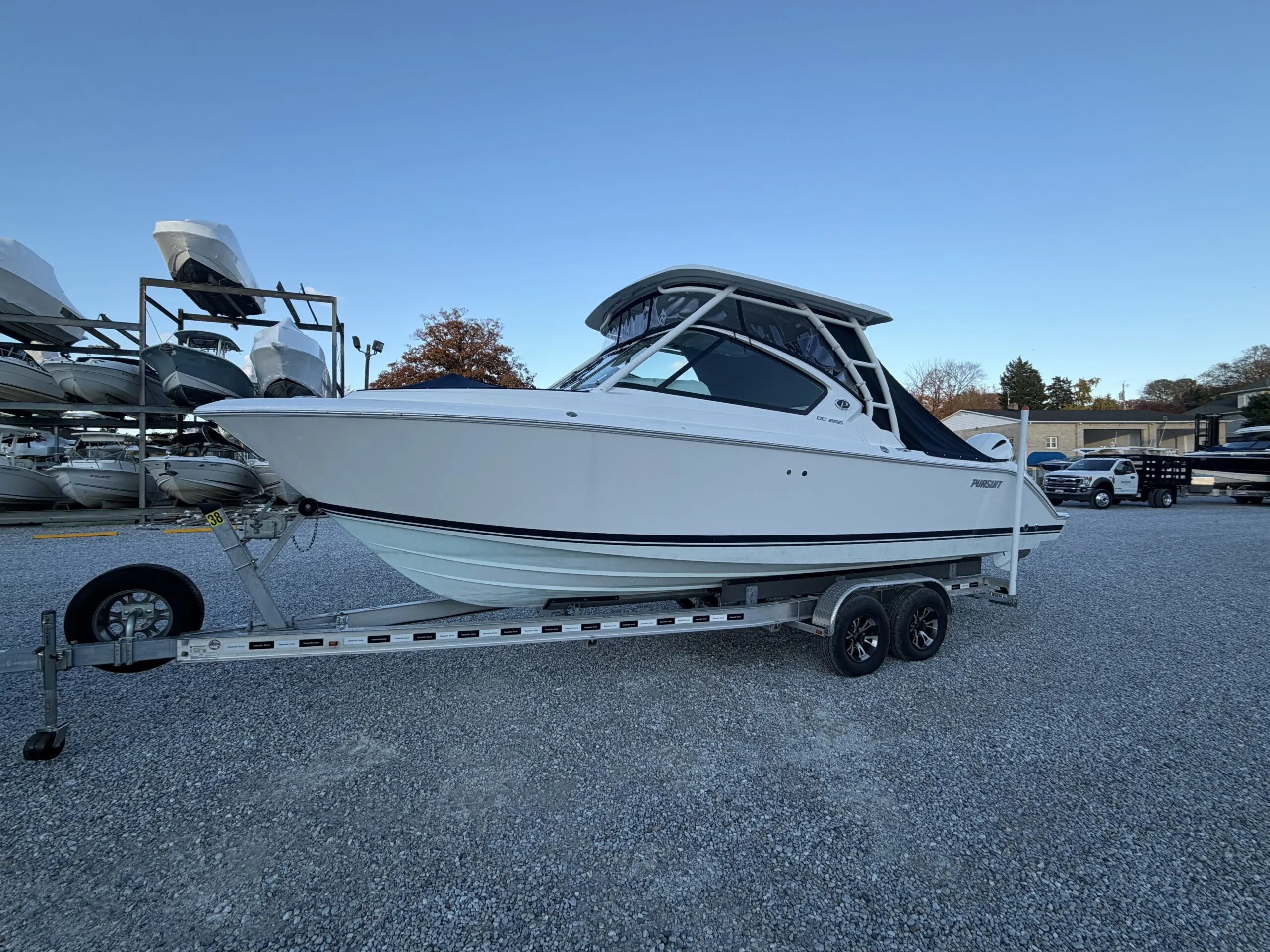 2022 Pursuit DC 266 Dual Console