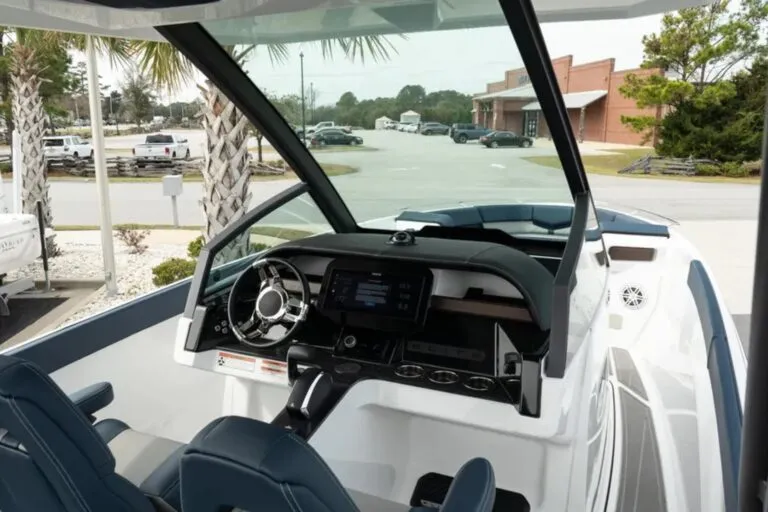 monterey-elite-27-ob-dash