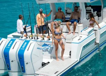 457CCF.shp24025_11841-900x600